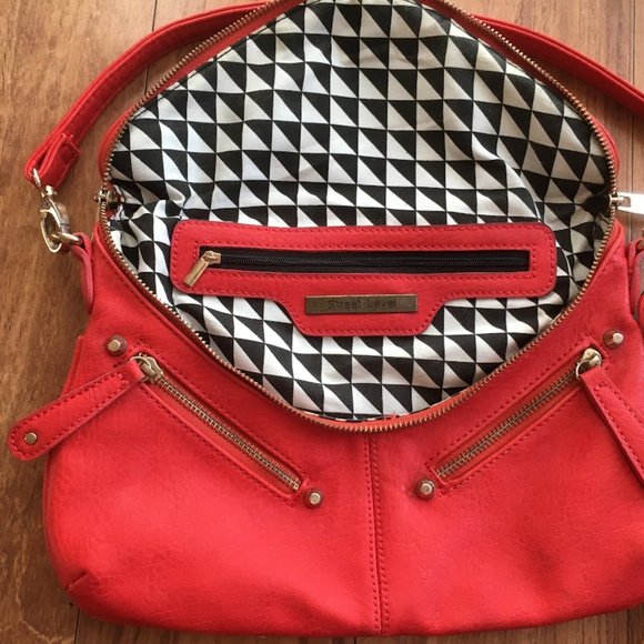 Coral pink cross-body bag - Picture 2 of 6